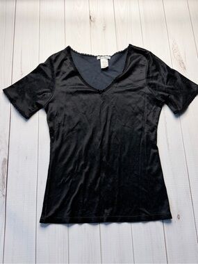 Cuddl Duds Black V-Neck Short Sleeve Tee